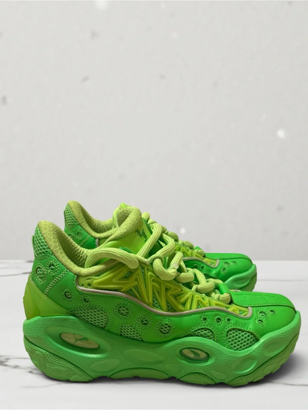 PUMA LaFrancé RNR LaMelo Ball Fluro Green Green Glare Men’s Size 10 312274-04